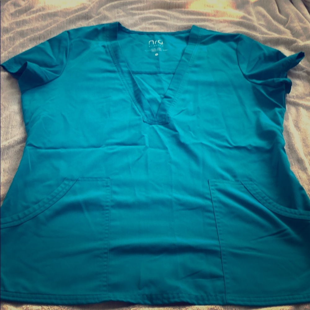 NrG by Barco Scrub Top